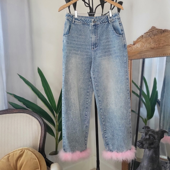 NWT PRETTY GARBAGE FAUX FEATHER TRIM JEANS - Picture 10 of 14